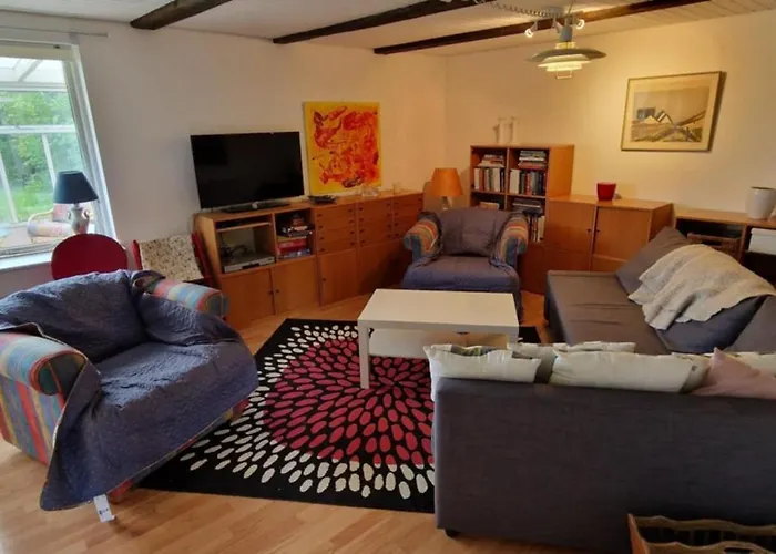 Molsness ロッジ Knebel